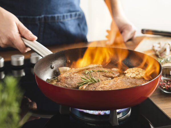 dl_titanium_legend_frypan_28cm_01