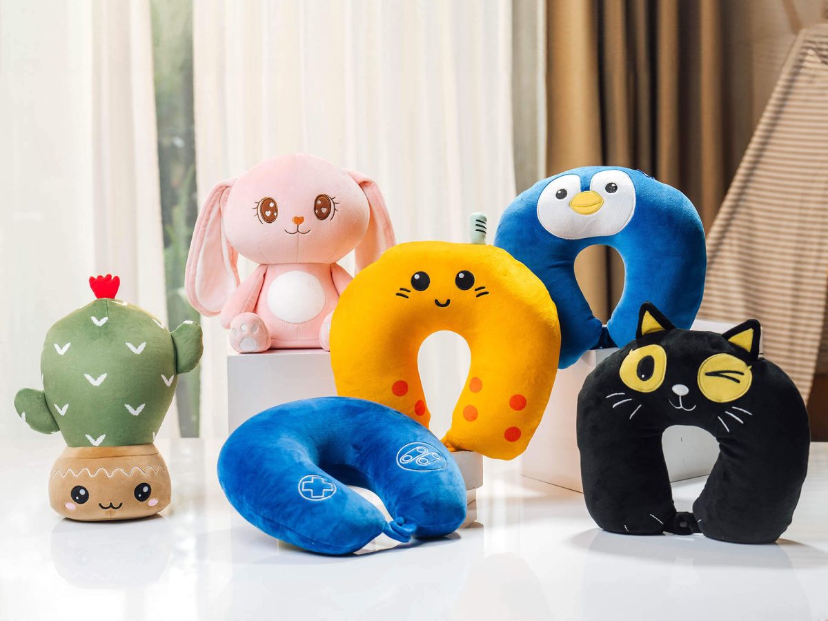 pp_carousel_cactus-pillow_1000234606_v13